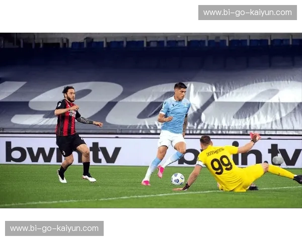 希腊超球队:海风里的荣耀与热情 希腊超球队:海风里的荣耀与热情